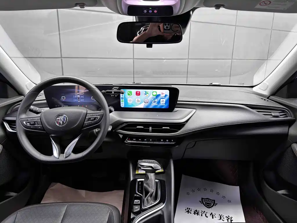 Buick Verano — миниатюра 10