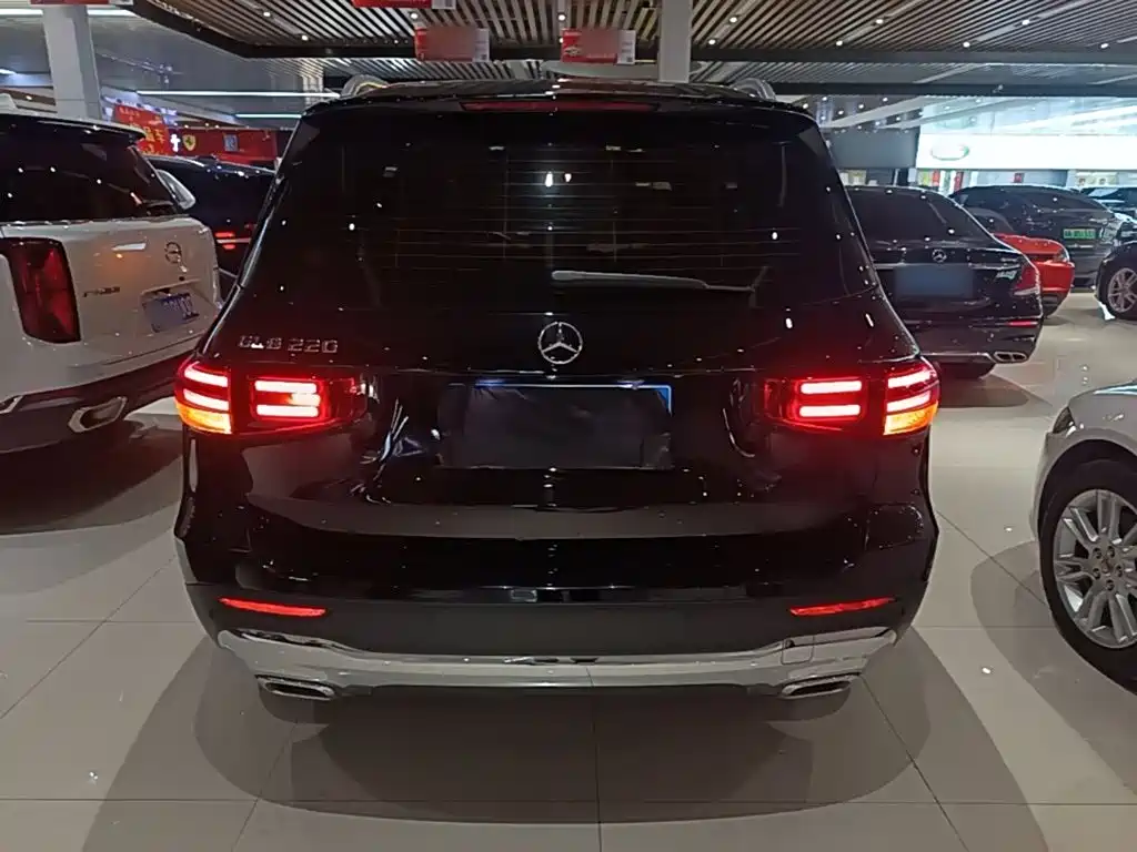 Mercedes-Benz GLB — миниатюра 6
