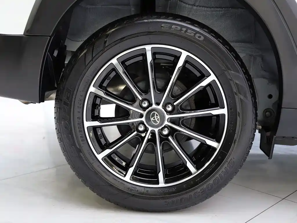 Toyota Yaris L — миниатюра 17