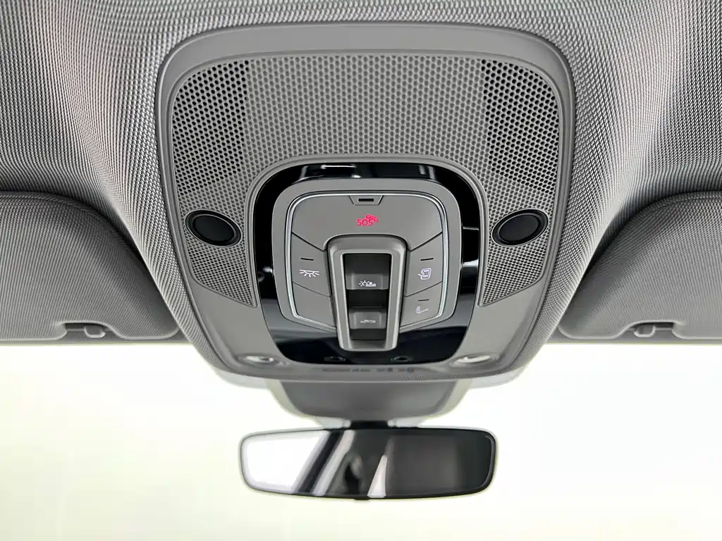 Audi A6L — миниатюра 10