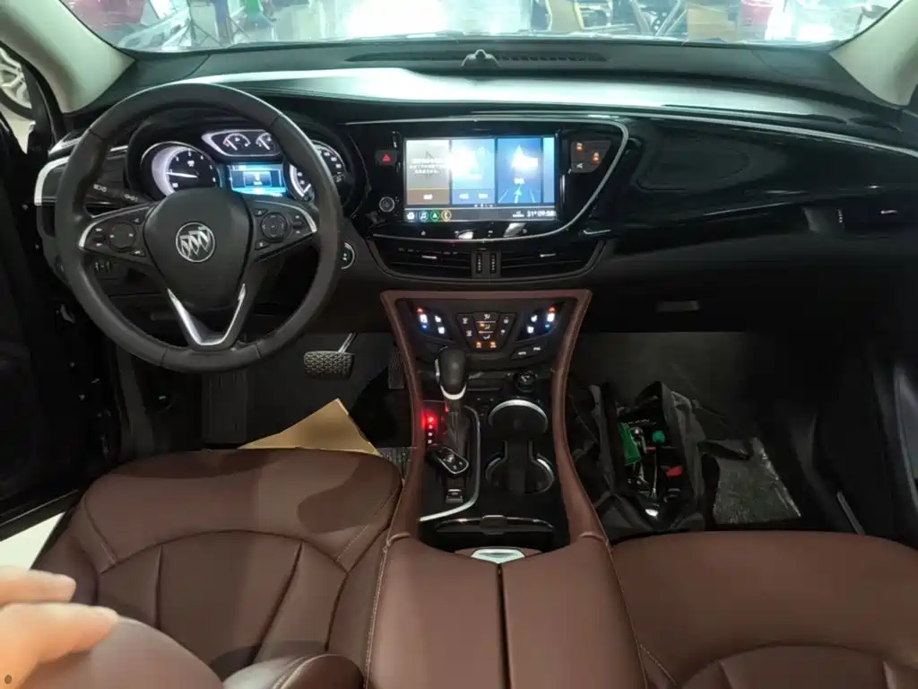 Buick Envision Plus — миниатюра 10