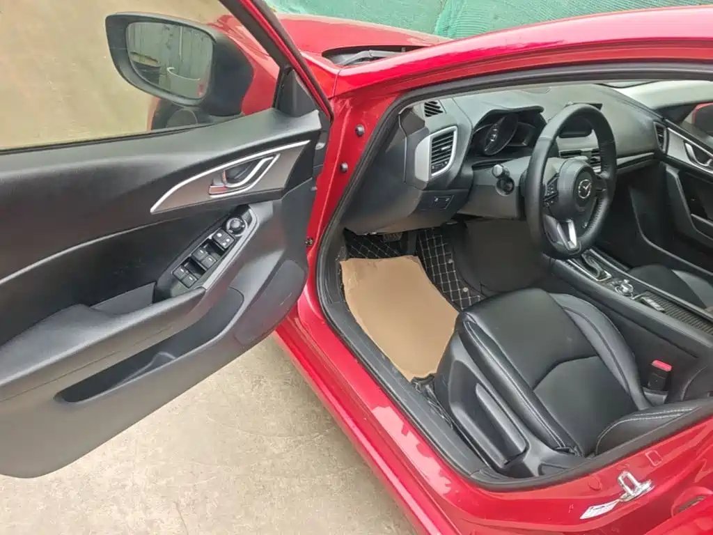 Mazda 3 Axela — миниатюра 16