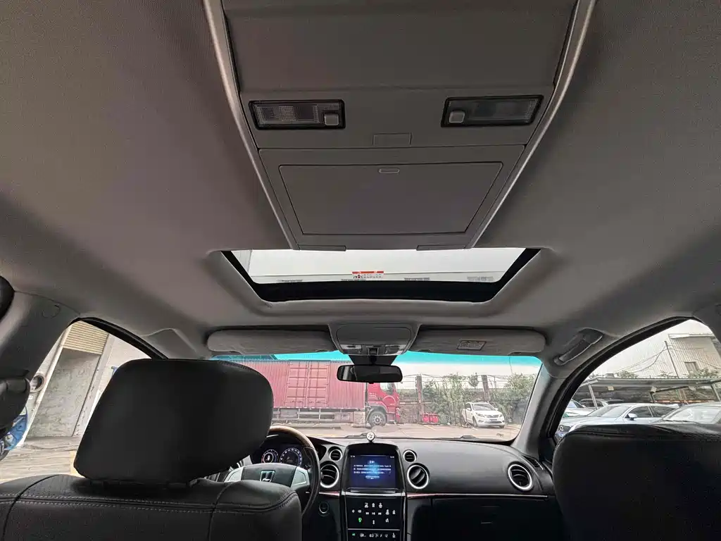 Luxgen Big 7 SUV — миниатюра 22