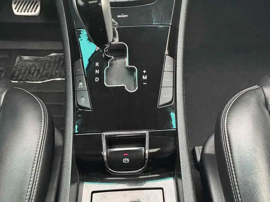 Luxgen Big 7 SUV — миниатюра 13