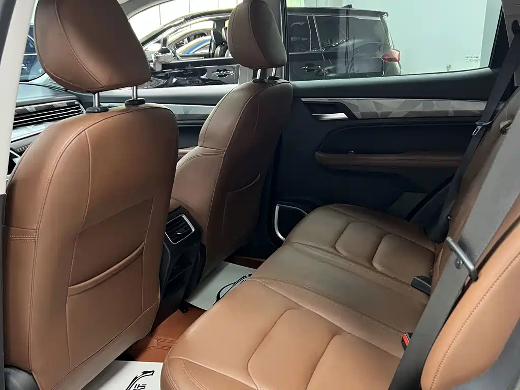 Geely Vision X6 — миниатюра 10