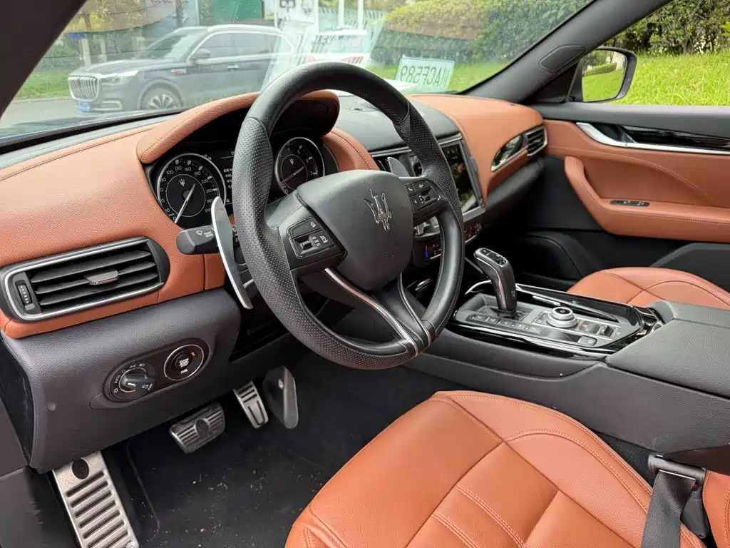 Maserati Levante — миниатюра 7