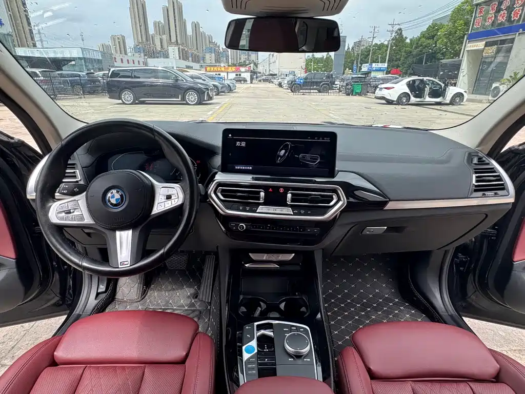 BMW iX3 — миниатюра 6