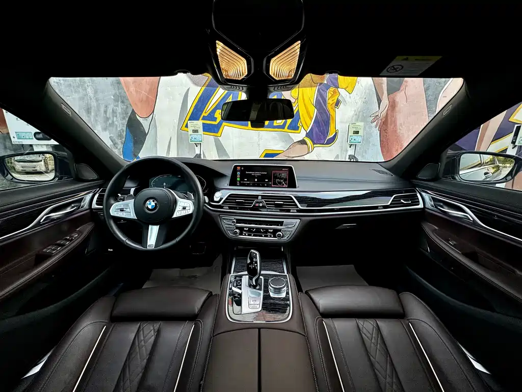 BMW 7 Series 7 2021 730Li M Sport