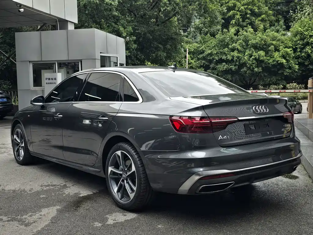 Audi A4L — миниатюра 7