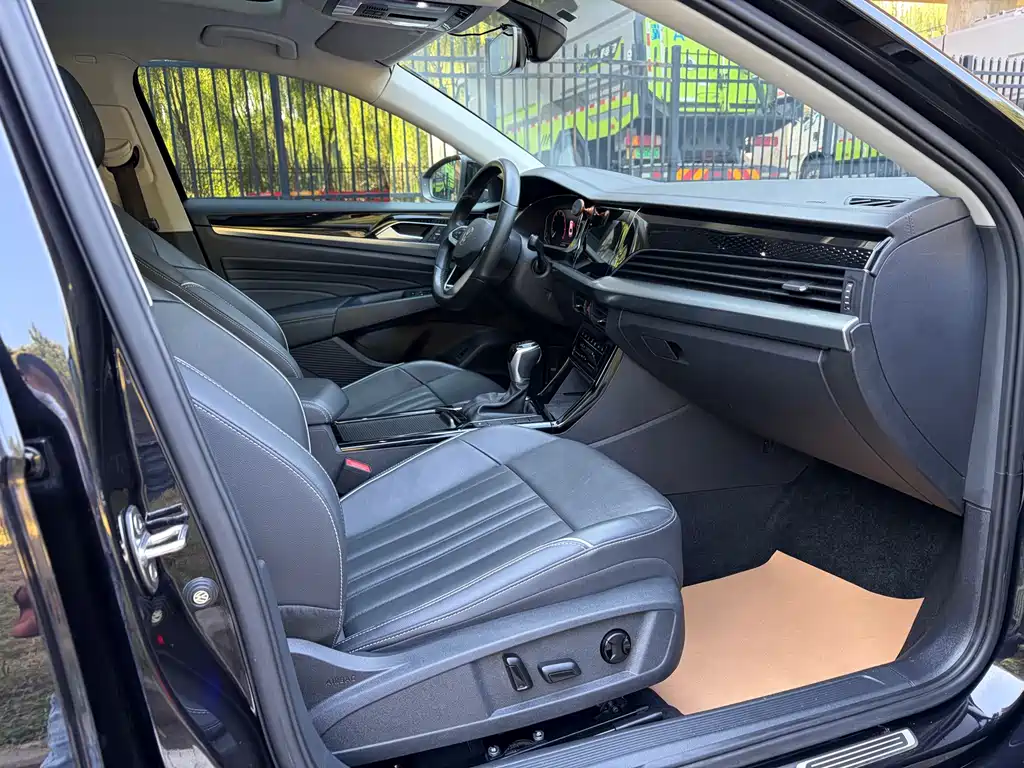 Volkswagen Passat — миниатюра 13