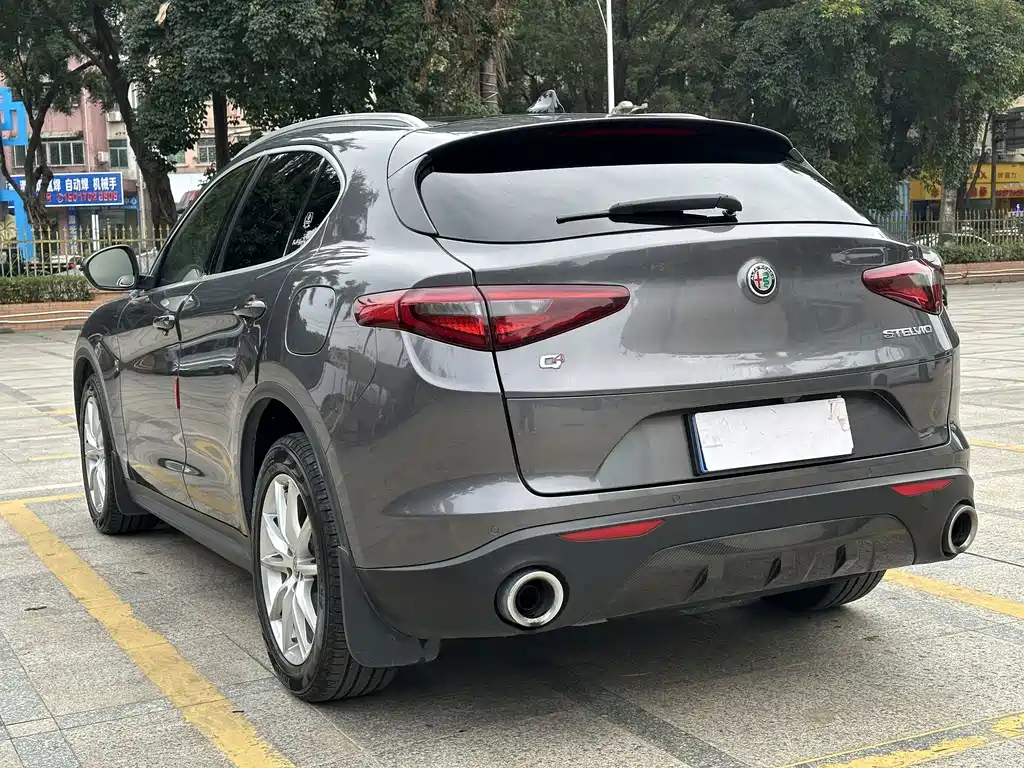 ALFA ROMEO STELVIO