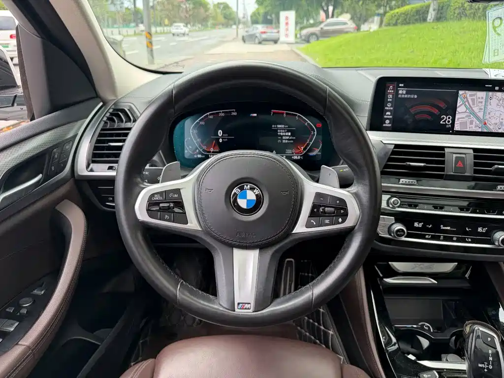 BMW X4 — миниатюра 14