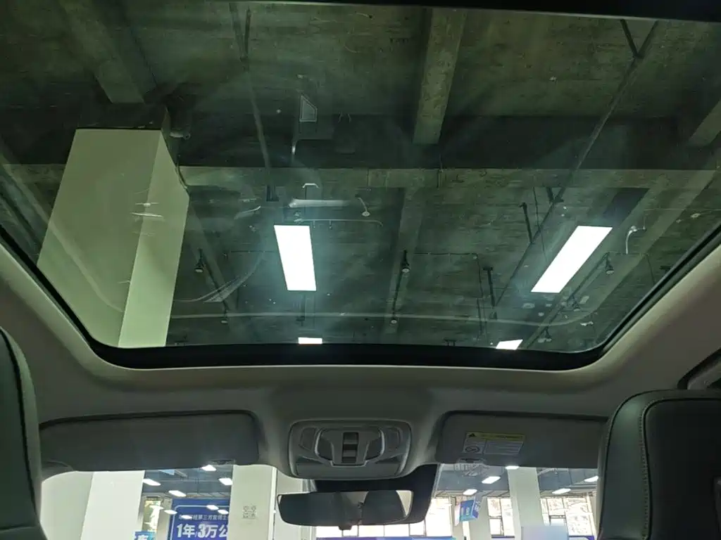 Roewe D5X DMH — миниатюра 18