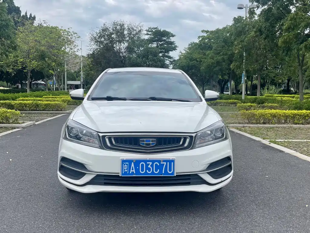 Geely Emgrand — миниатюра 2
