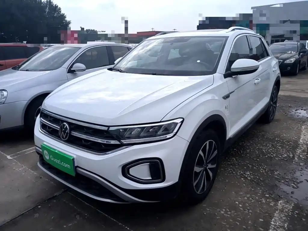 Volkswagen T-Roc — миниатюра 2
