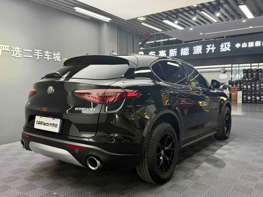 ALFA ROMEO STELVIO