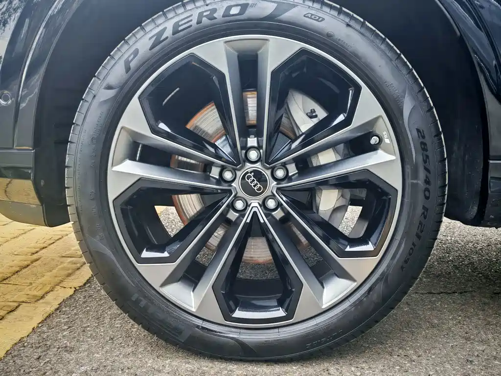 Audi Q7 — миниатюра 33