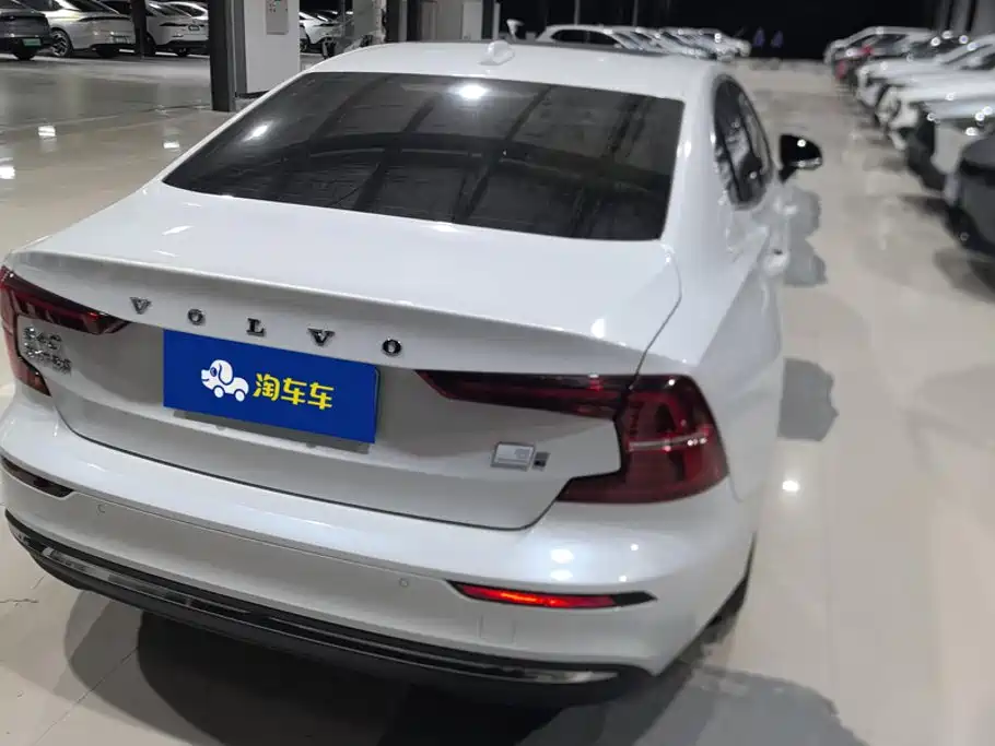 Volvo S60 — миниатюра 3