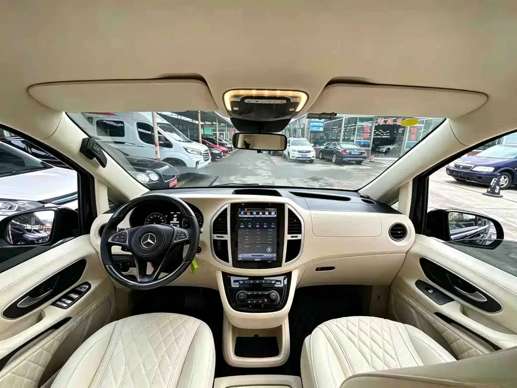 Mercedes-Benz Vito — миниатюра 6
