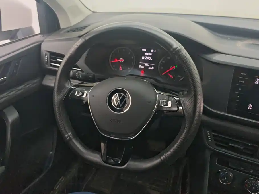Volkswagen Tharu — миниатюра 15