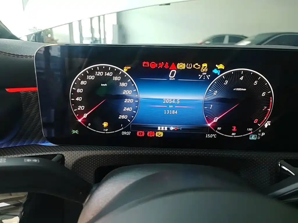 Mercedes-Benz A-Class — миниатюра 12