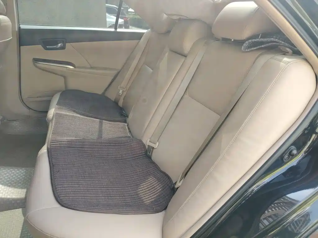 Toyota Camry — миниатюра 13