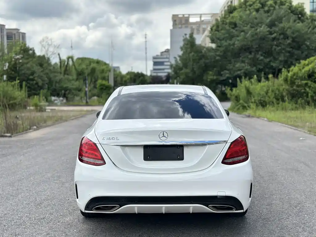 Mercedes-Benz C-Class — миниатюра 5