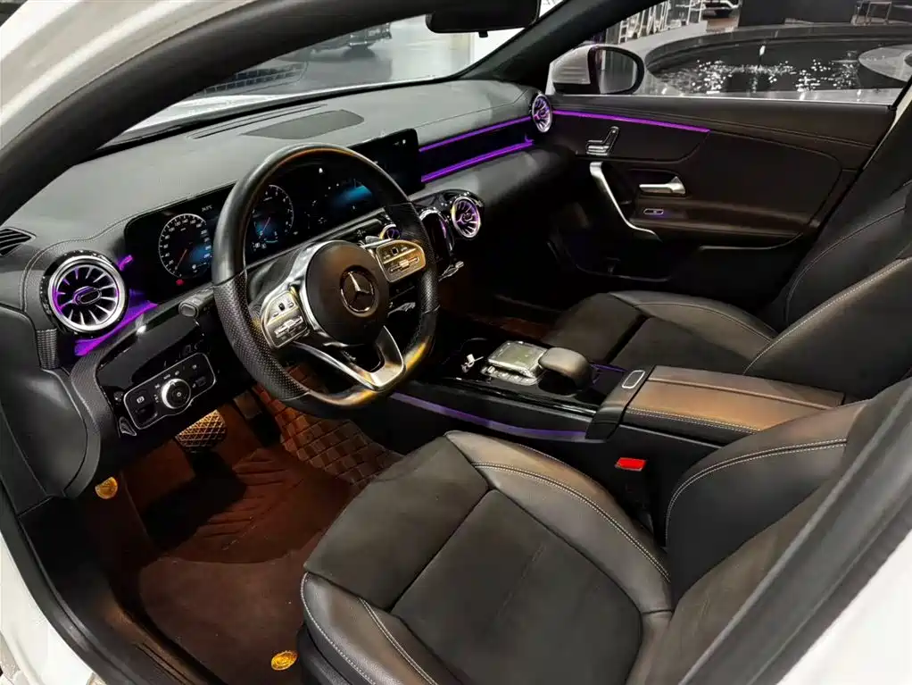 Mercedes-Benz A-Class — миниатюра 9