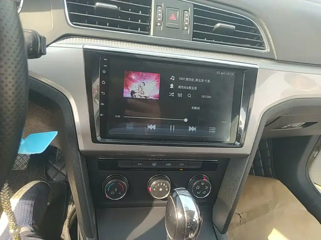 Volkswagen Lamando — миниатюра 13