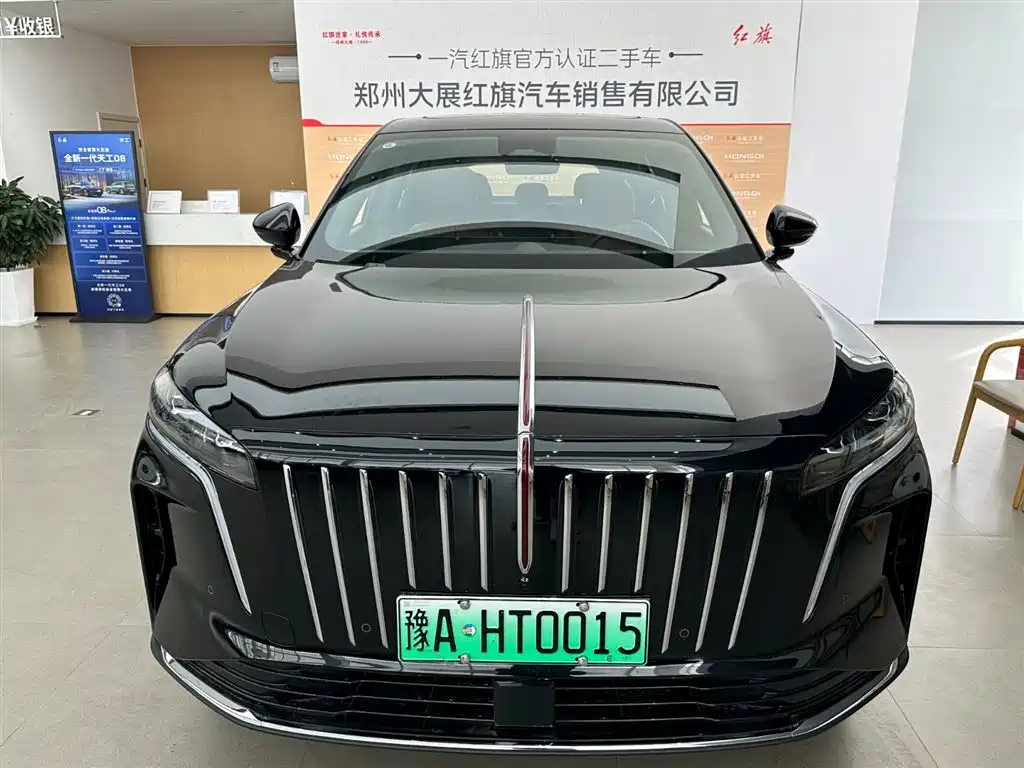 Hongqi Красный флаг HS6 PHEV — миниатюра 2