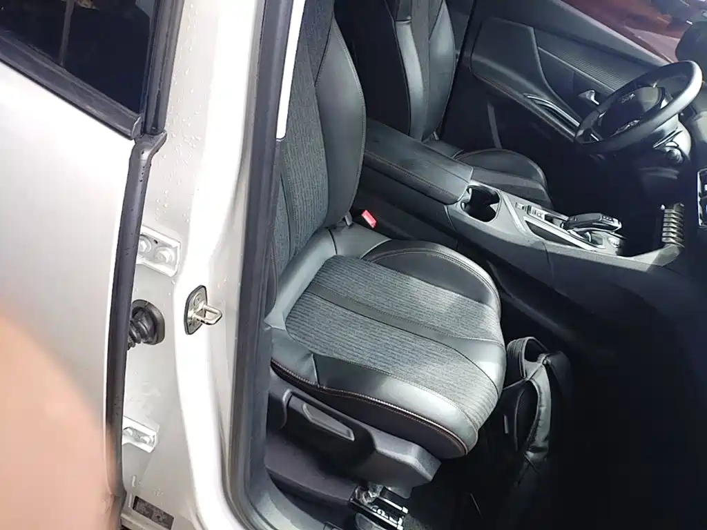 Peugeot 4008 — миниатюра 25