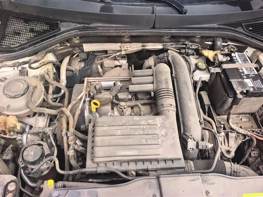 VOLKSWAGEN T ROC EXPLORING SONGS