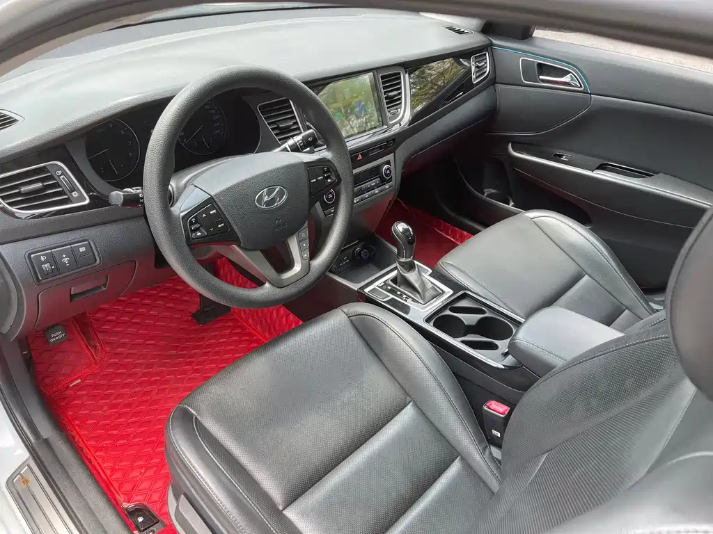 Hyundai Mistra — миниатюра 4