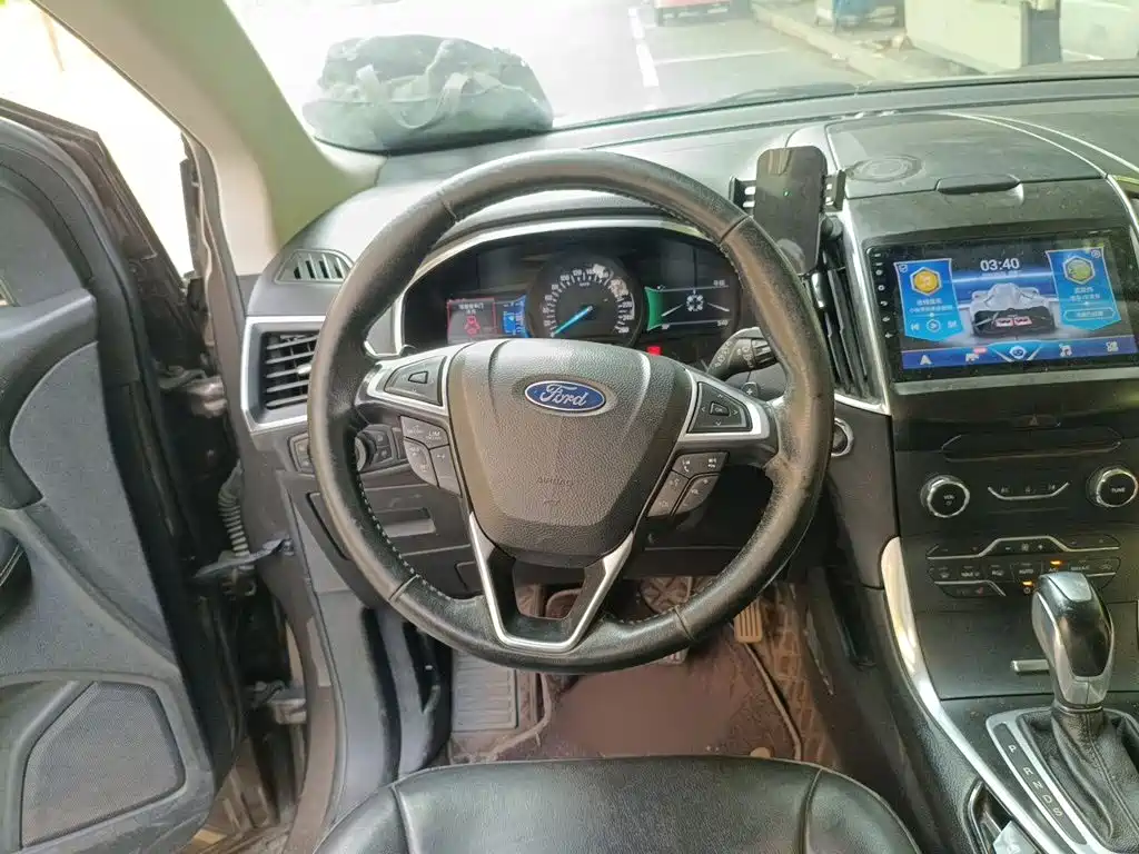 Ford Edge — миниатюра 3