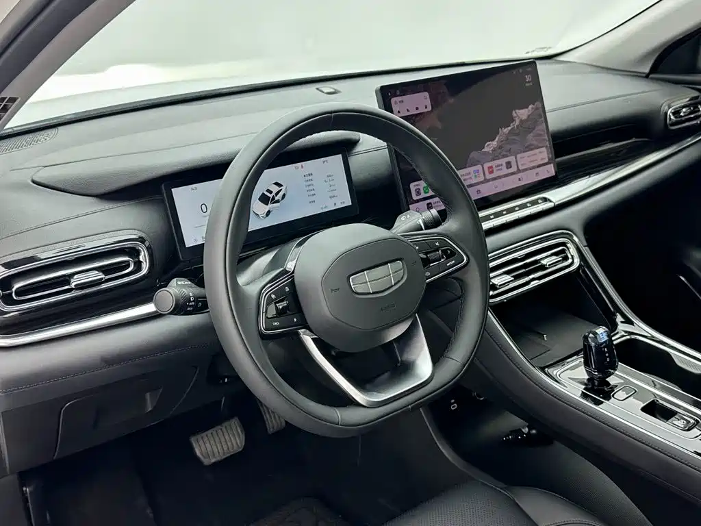 Geely Emgrand — миниатюра 20