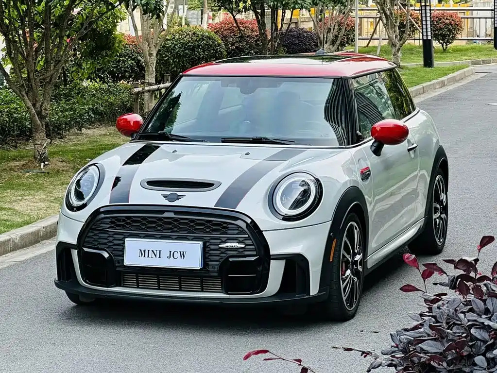 Mini Mini JCW 2021