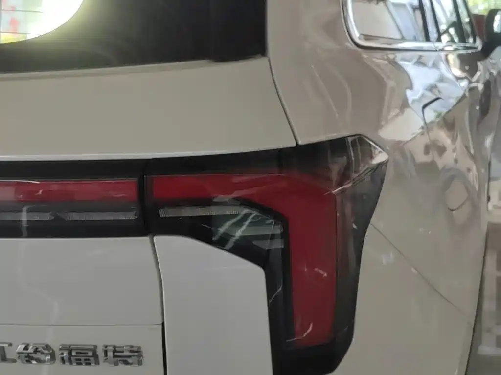 Ford Equator New Energy — миниатюра 6