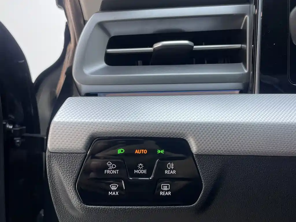 Volkswagen Lamando — миниатюра 8