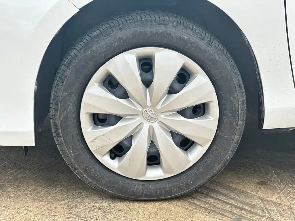Toyota Yaris L — миниатюра 14