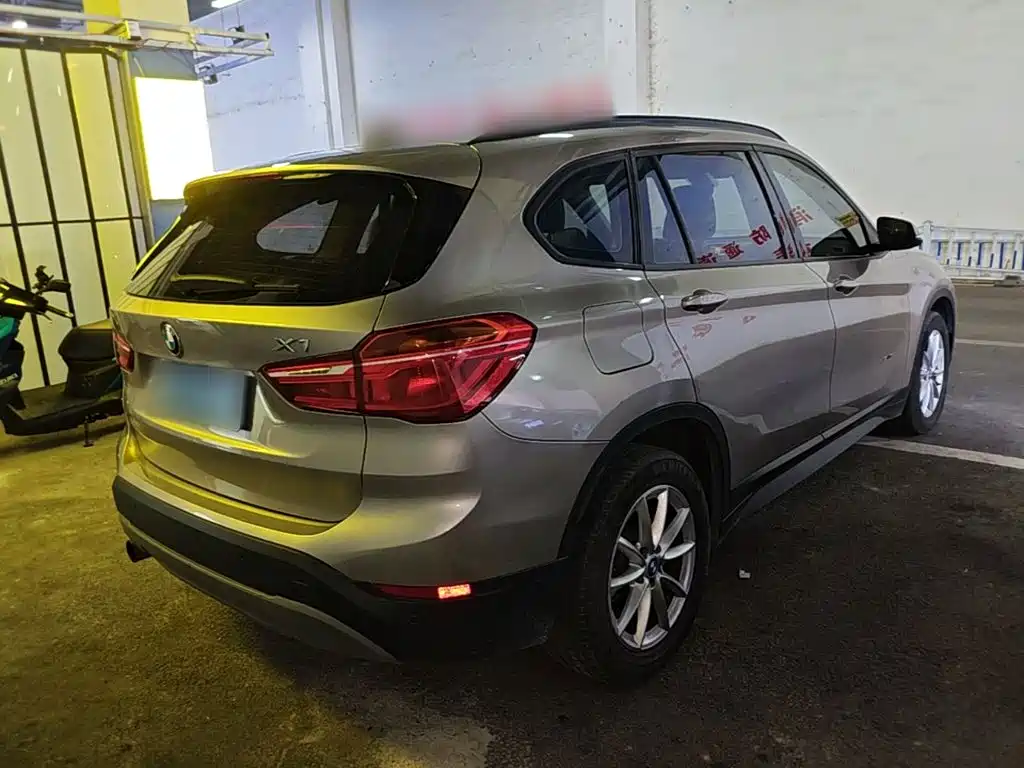 BMW X1 — миниатюра 7