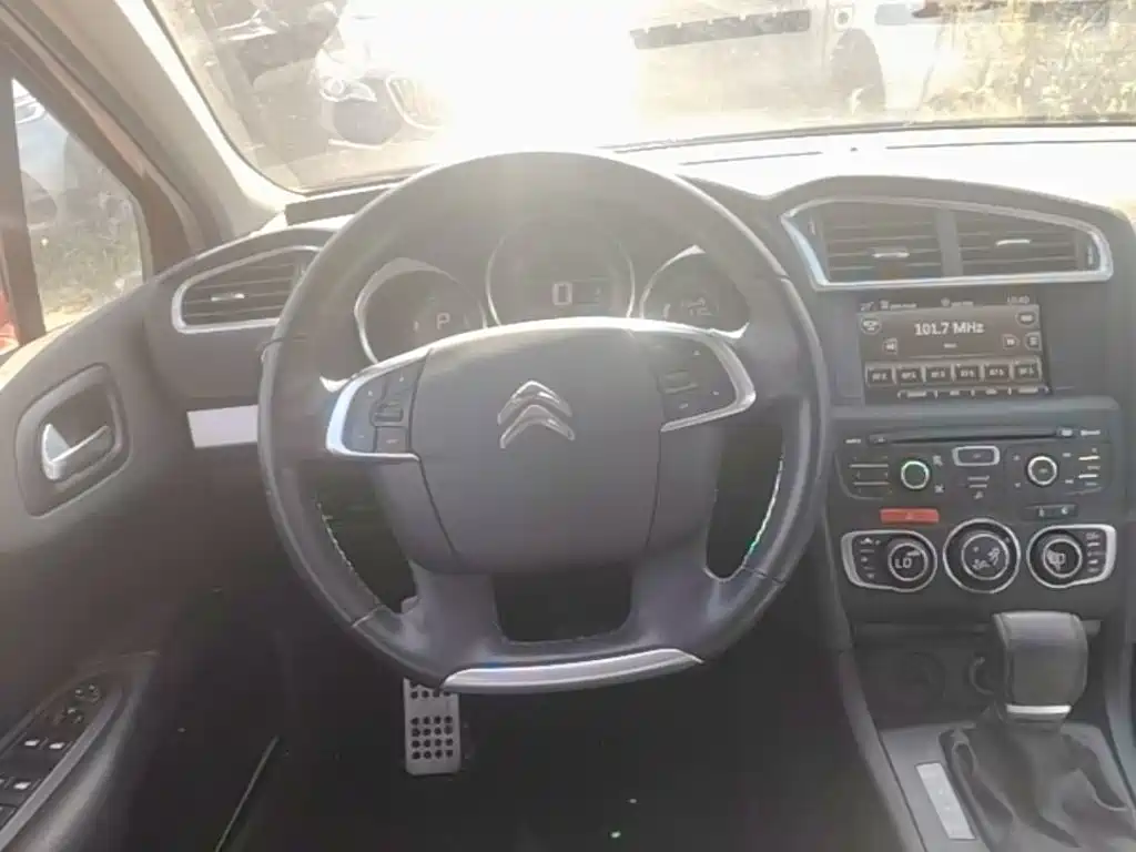 Citroen C4L — миниатюра 11