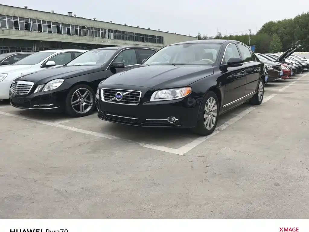 Volvo S80L 2013
