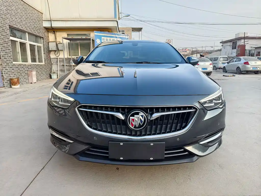 BUICK REGAL