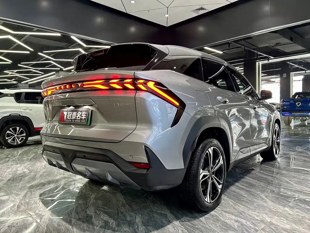 GEELY GALAXY GALAXY L7