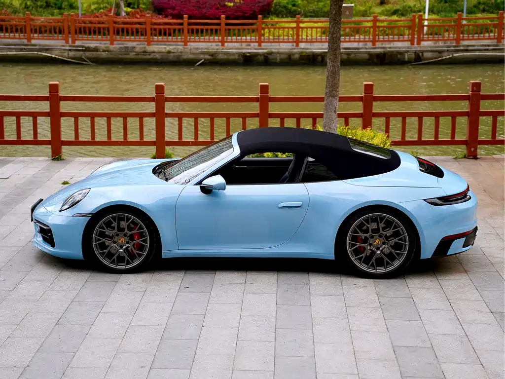 Porsche 911 2020 Carrera Cabriolet 3.0T
