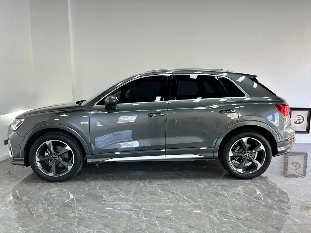 Audi Q3 — миниатюра 2