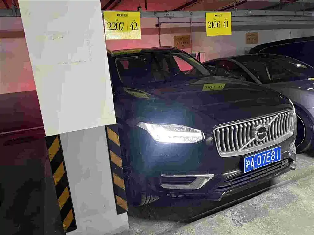 Volvo XC90 — миниатюра 2