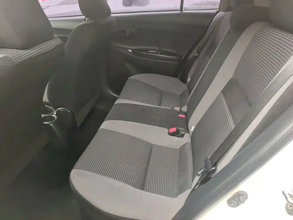 Toyota Vios FS — миниатюра 17