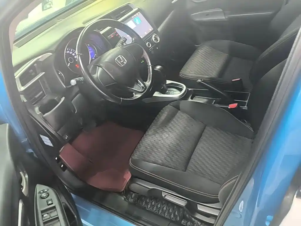 Honda Fit — миниатюра 15