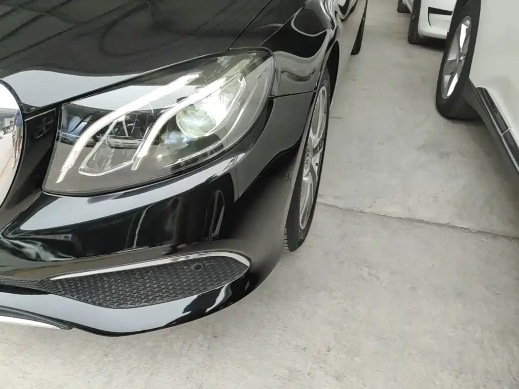 Mercedes-Benz E-Class — миниатюра 24
